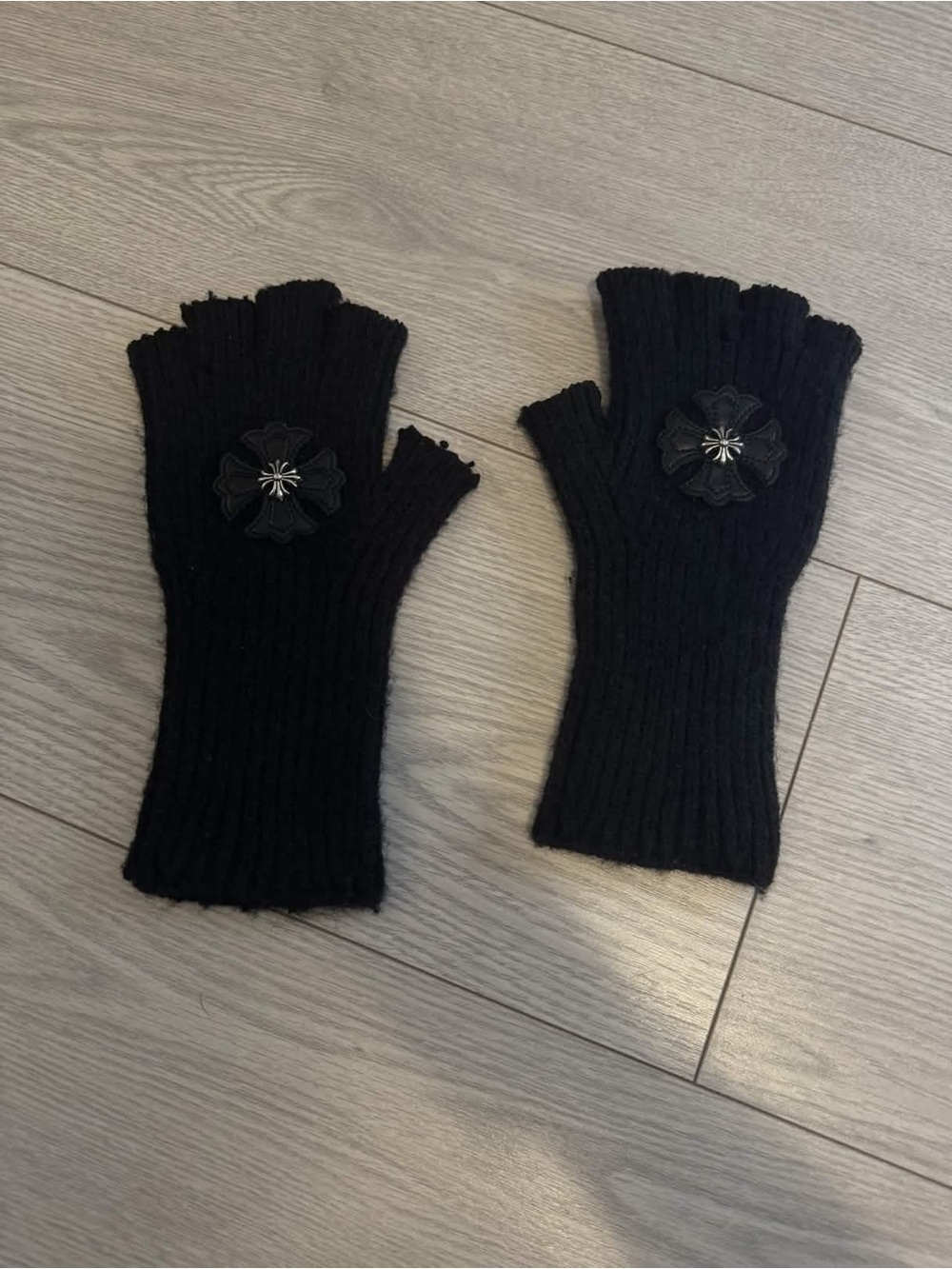 Chrome HeartsBlack Fingerless Knit Gloves with Floral Accent - Women Accessories